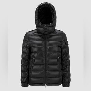 Moncler Dallas Short Down Jacket